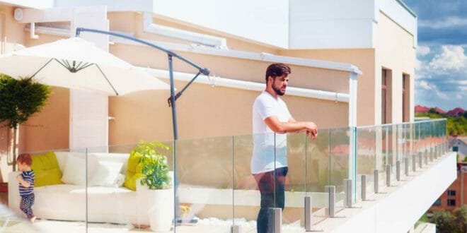 Ombrelloni da esterno a braccio decentrato